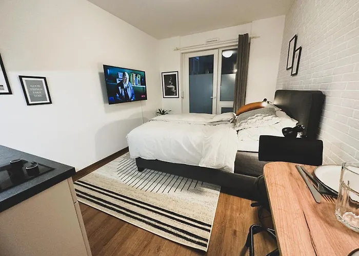 Modernes Wohlfuehl-Apartment An Den Kaiserthermen