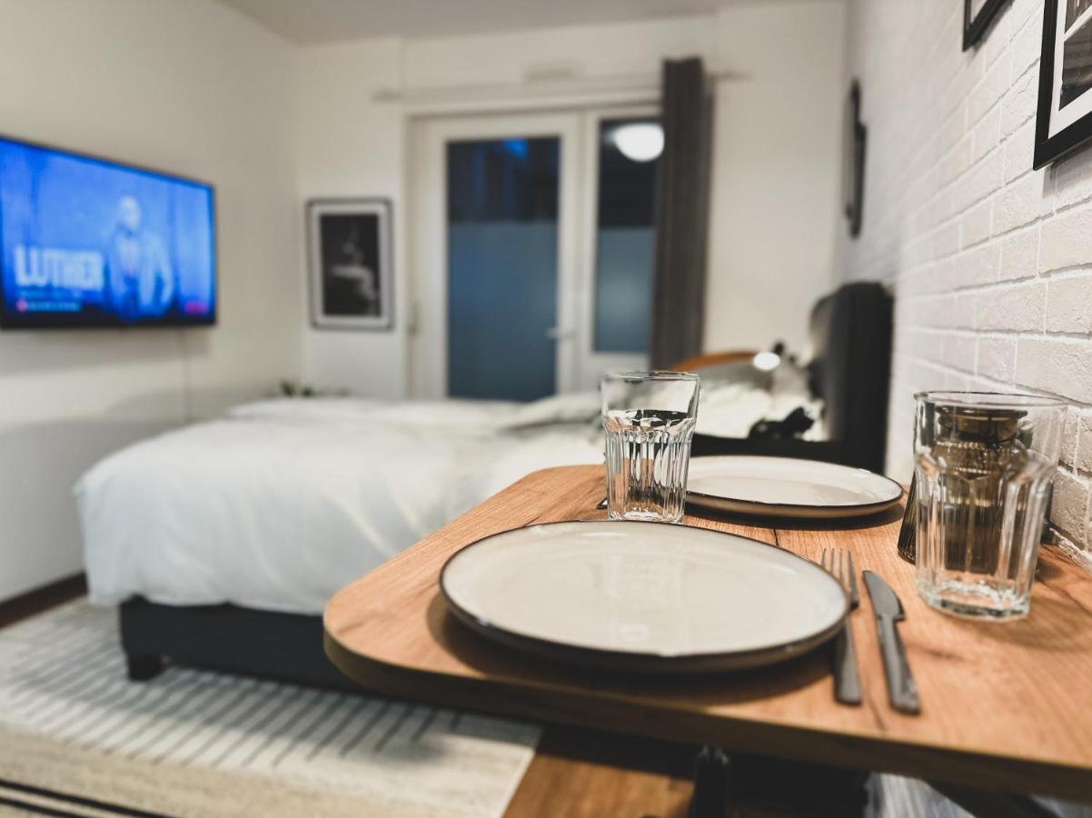 Modernes Wohlfuehl-apartment An Den Kaiserthermen