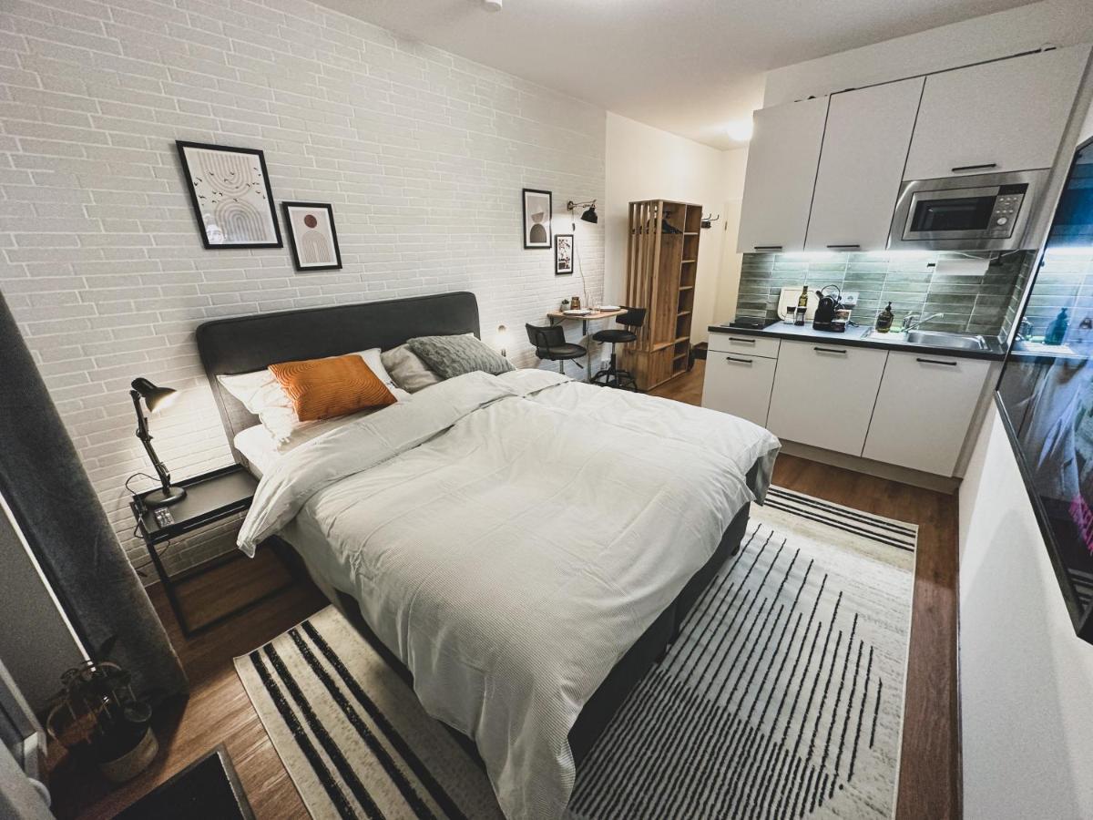 Modernes Wohlfuehl-apartment An Den Kaiserthermen Trier